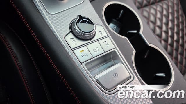 Genesis G70 2022 — Şəkil 13/33