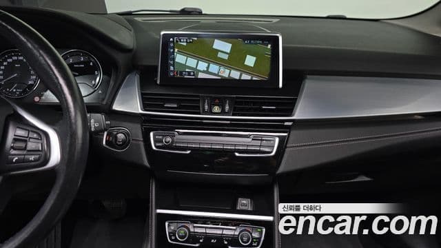 BMW 2 Series Active Tourer 2021 — Şəkil 30/33