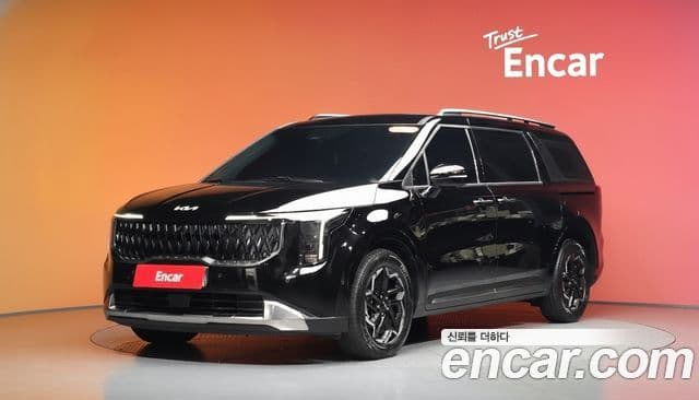 Kia Carnival 2024 — Фото 1/20