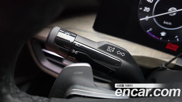 Kia K8 2023 — ფოტო 10/31