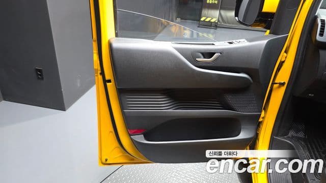 Hyundai Staria 2022 — Şəkil 4/32
