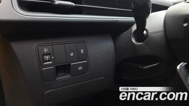 Hyundai Staria 2022 — Şəkil 14/32
