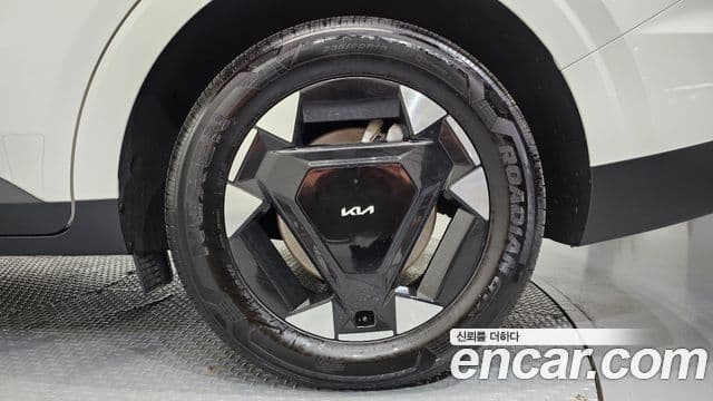 Kia Carnival 2024 — Photo 10/30