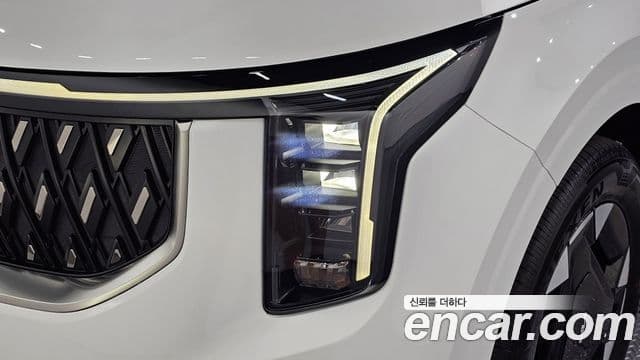Kia Carnival 2024 — Photo 17/30