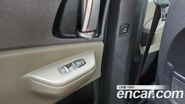 Kia Carnival 2024 — Photo 5/30