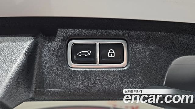 Kia Sorento 2022 — Şəkil 23/36