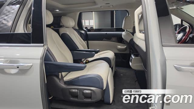 Kia Carnival 2024 — Фото 11/20