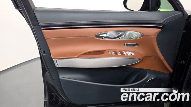 Genesis GV70 2024 — Şəkil 20/34