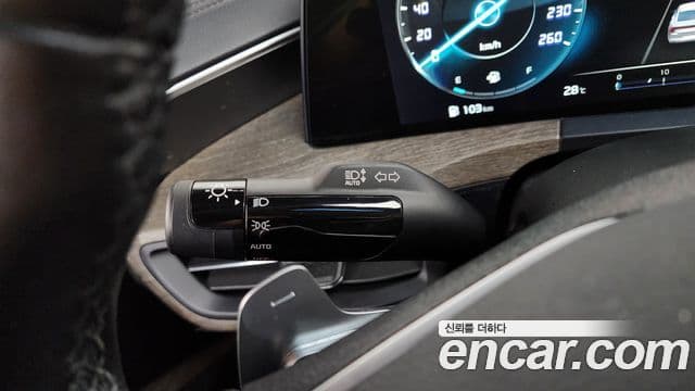 Kia K8 2021 — Photo 16/34