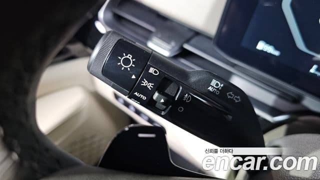 Kia Carnival 2025 — Фото 17/20
