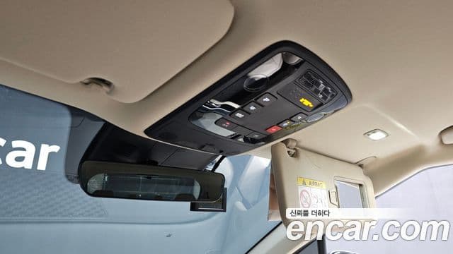 Kia Carnival 2025 — Фото 20/20