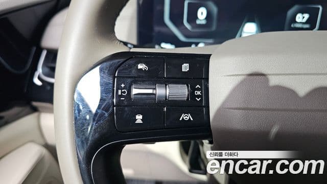 Kia Carnival 2025 — Photo 16/35