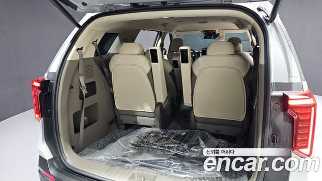 Kia Carnival 2025 — Photo 10/35