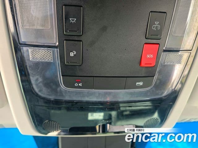 Hyundai Staria 2023 — Фото 10/20