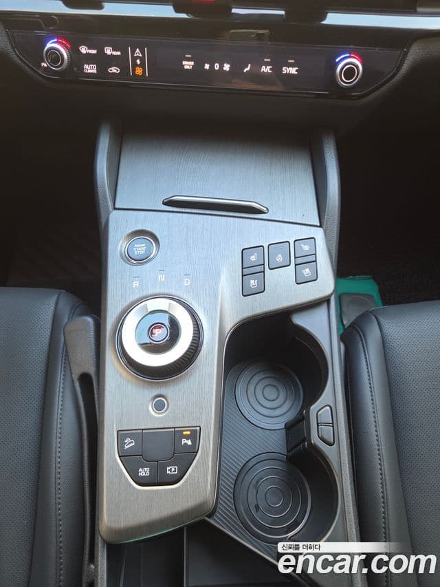 Kia Sportage 2025 — Фото 9/10