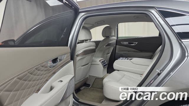 Kia The K9 2024 — Photo 19/33