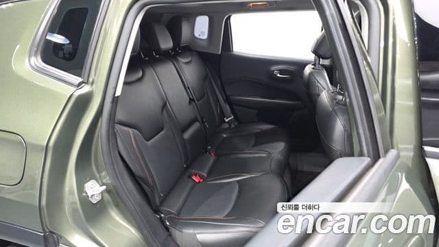 Jeep Compass 2019 — Фото 11/20