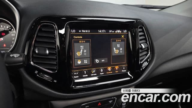 Jeep Compass 2019 — Фото 15/20