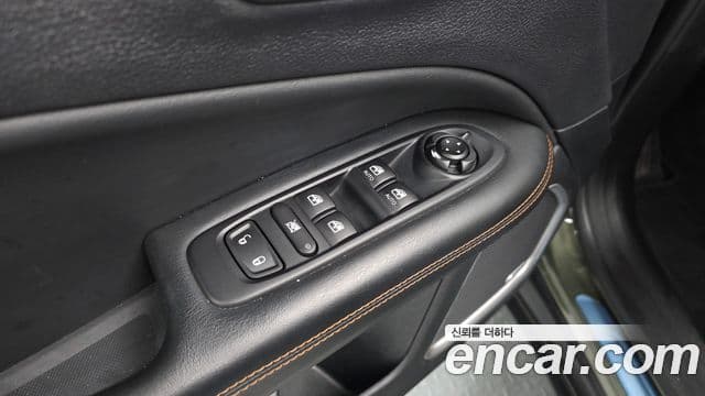 Jeep Compass 2019 — Şəkil 15/33