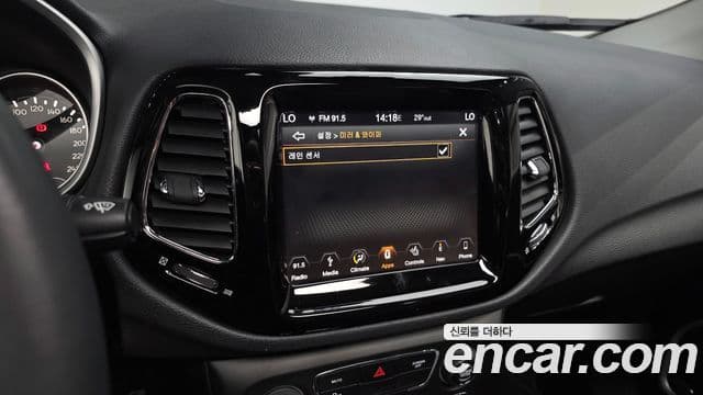 Jeep Compass 2019 — Şəkil 6/33