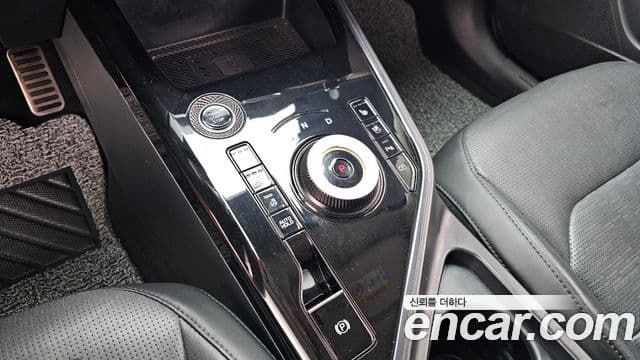 Kia Niro 2022 — Фото 9/20
