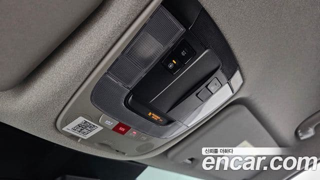 Kia Niro 2022 — Фото 18/20