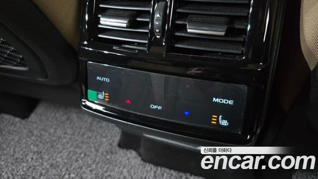 Renault Samsung Grand Koleos 2025 — Фото 12/20