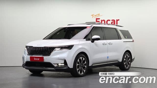 Kia Carnival 2023 — Фото 10/20