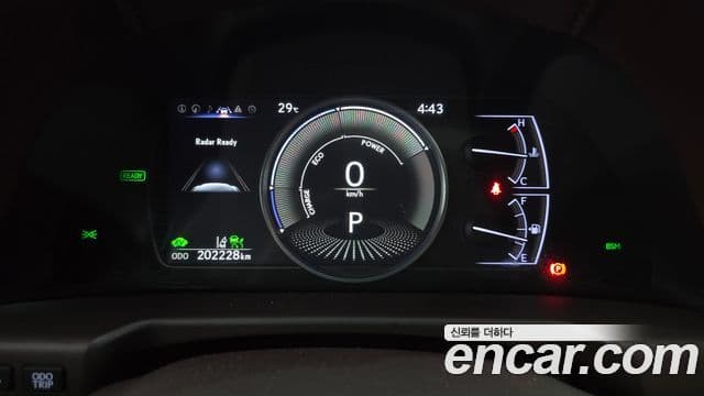 Lexus ES300h 2018 — Photo 17/20