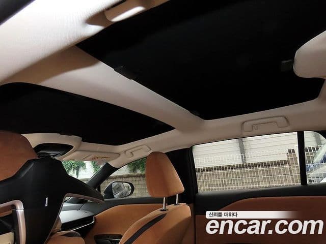 Lexus RZ450e 2023 — Şəkil 17/20