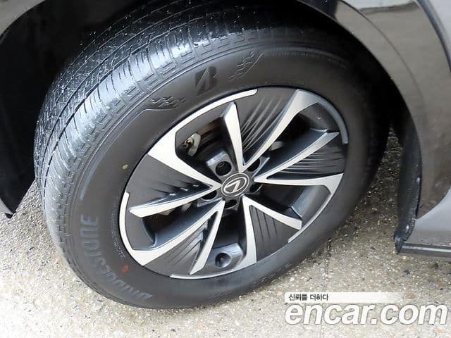 Lexus RZ450e 2023 — Şəkil 7/20