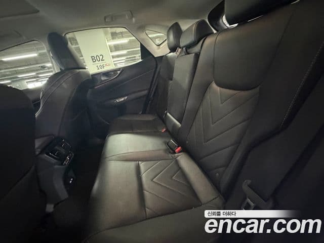 Lexus NX450h+ 2022 — Photo 10/20