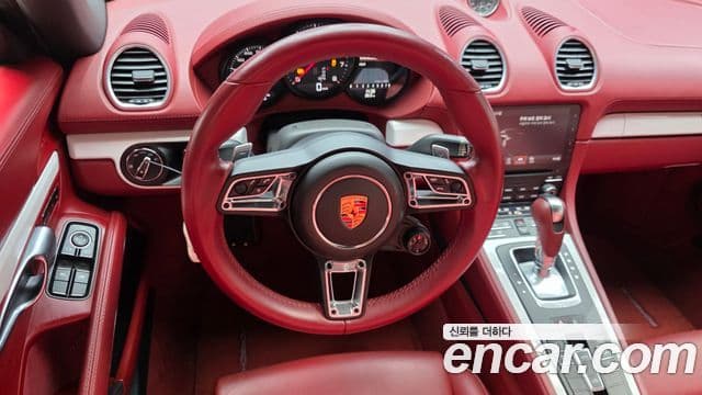 Porsche 718 Boxster 2019 — Фото 12/20