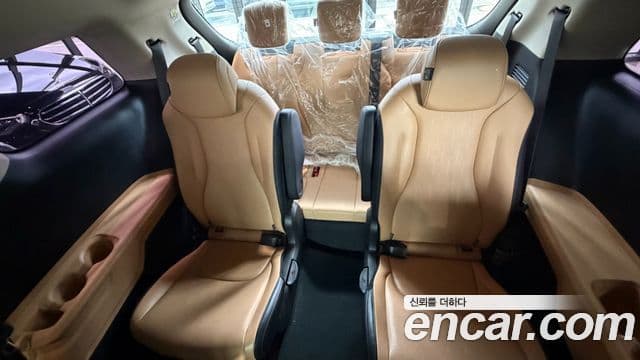 Kia Carnival 2022 — Фото 20/20
