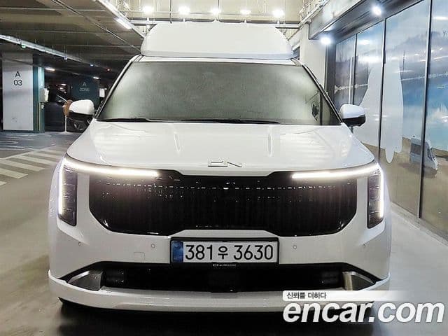 Kia Carnival 2024 — Фото 1/20