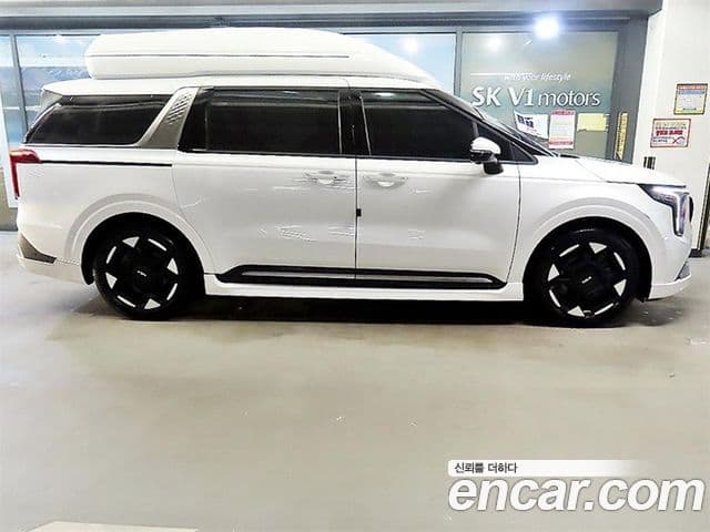 Kia Carnival 2024 — Фото 2/20