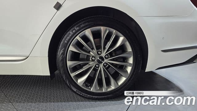 Kia The K9 2021 — Photo 19/35
