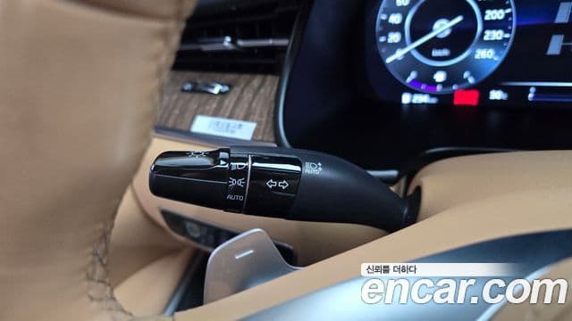 Kia The K9 2021 — Photo 28/35