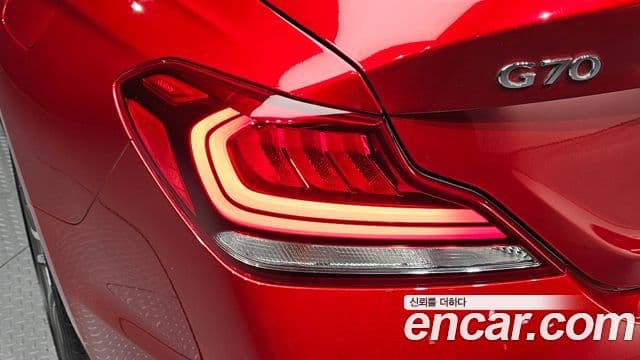 Genesis G70 2018 — Şəkil 14/39