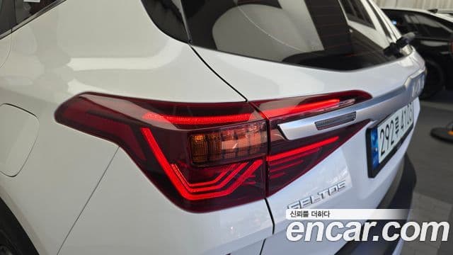 Kia Seltos 2022 — Photo 12/34