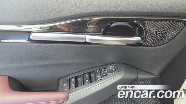 Kia Seltos 2022 — Photo 17/34