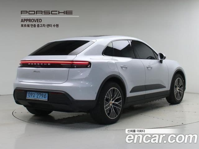 Porsche Macan EV 2025 — ფოტო 15/20