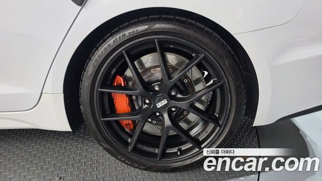 Genesis G70 2019 — Şəkil 33/41