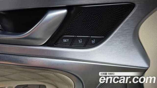 Genesis G70 2019 — Şəkil 16/41
