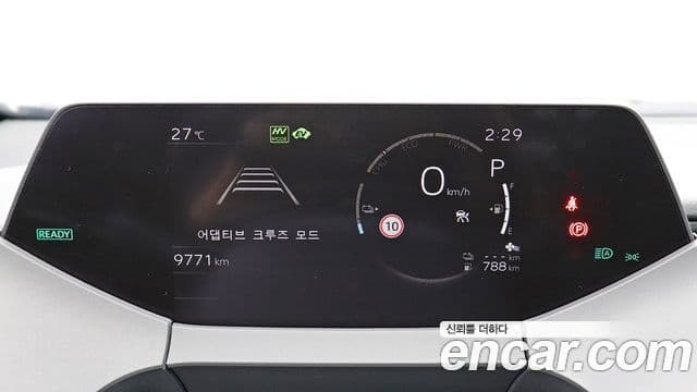 Toyota Prius 2024 — Фото 7/20