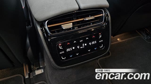 Mercedes-Benz EQS 2023 — ფოტო 18/37