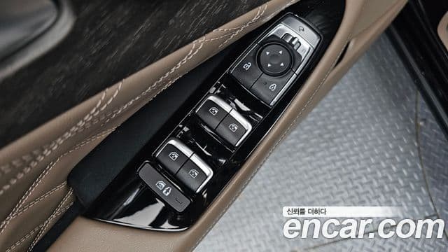 Kia K8 2021 — ფოტო 22/35