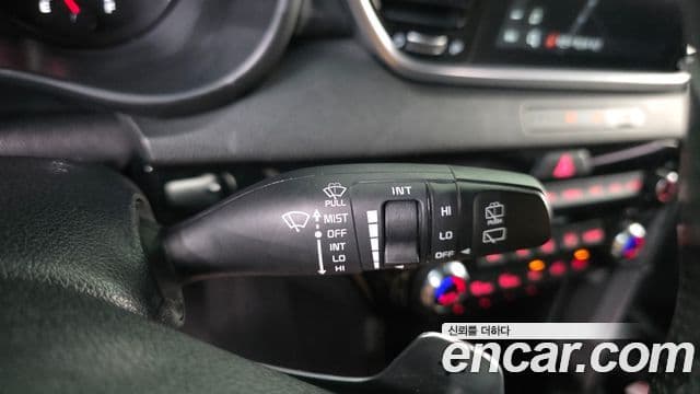 Kia Sportage The Bold 2021 — ფოტო 28/34