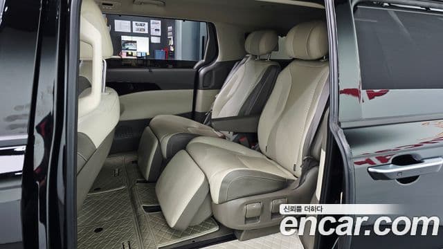Kia Carnival 2024 — Фото 11/20