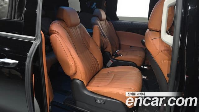 Kia Carnival 2025 — Фото 12/20